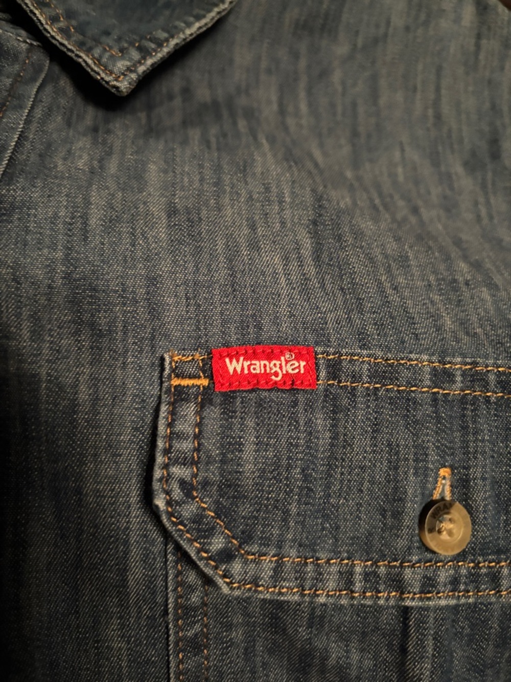 Wrangler Classic Denim Button-Down Shirt - Medium Blue men’s xl - Picture 2 of 7